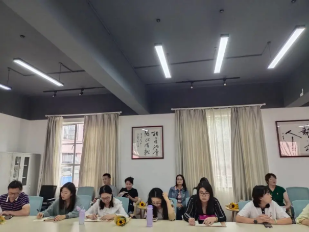 太阳成集团tyc9728党群党支部与文化艺术学院党支部一起上党课,重温“七一”重要讲话精神-修改版444.png 太阳成集团tyc9728党群党支部与文化艺术学院党支部一起上党课,重温“七一”重要讲话精神-修改版444.png