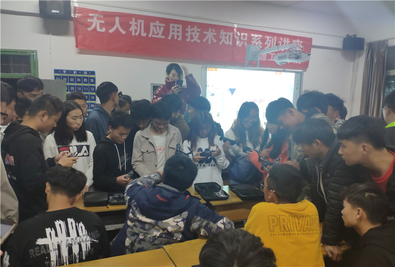 1285266940_副本.jpg 1285266940_副本.jpg