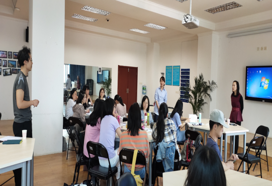加强课程建设,打造特色金课专题讲座简讯801.png 加强课程建设,打造特色金课专题讲座简讯801.png