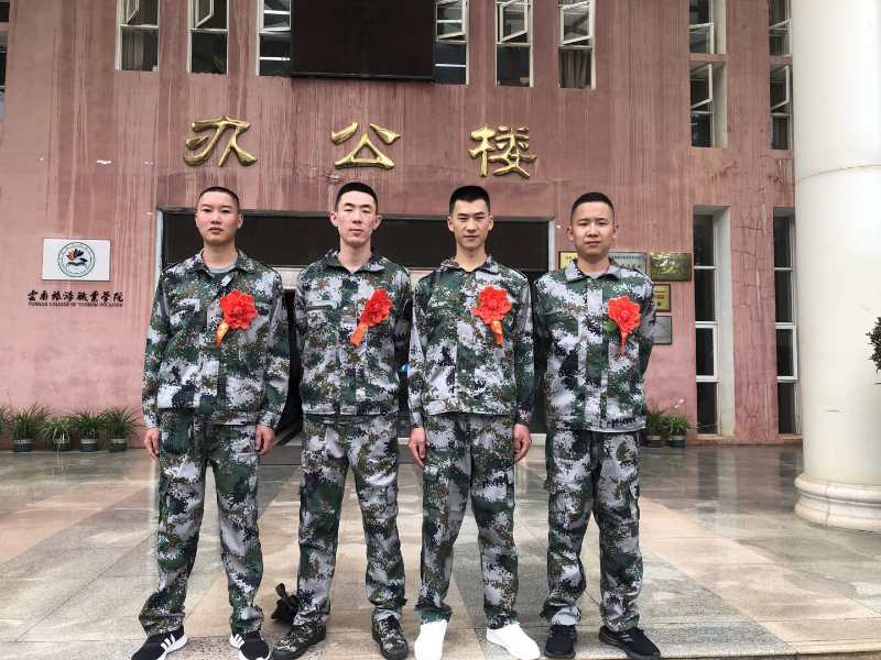 4.pic.jpg 4.pic.jpg