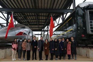 我院师生赴昆明铁道职业技术学院参观交流活动466.png 我院师生赴昆明铁道职业技术学院参观交流活动466.png