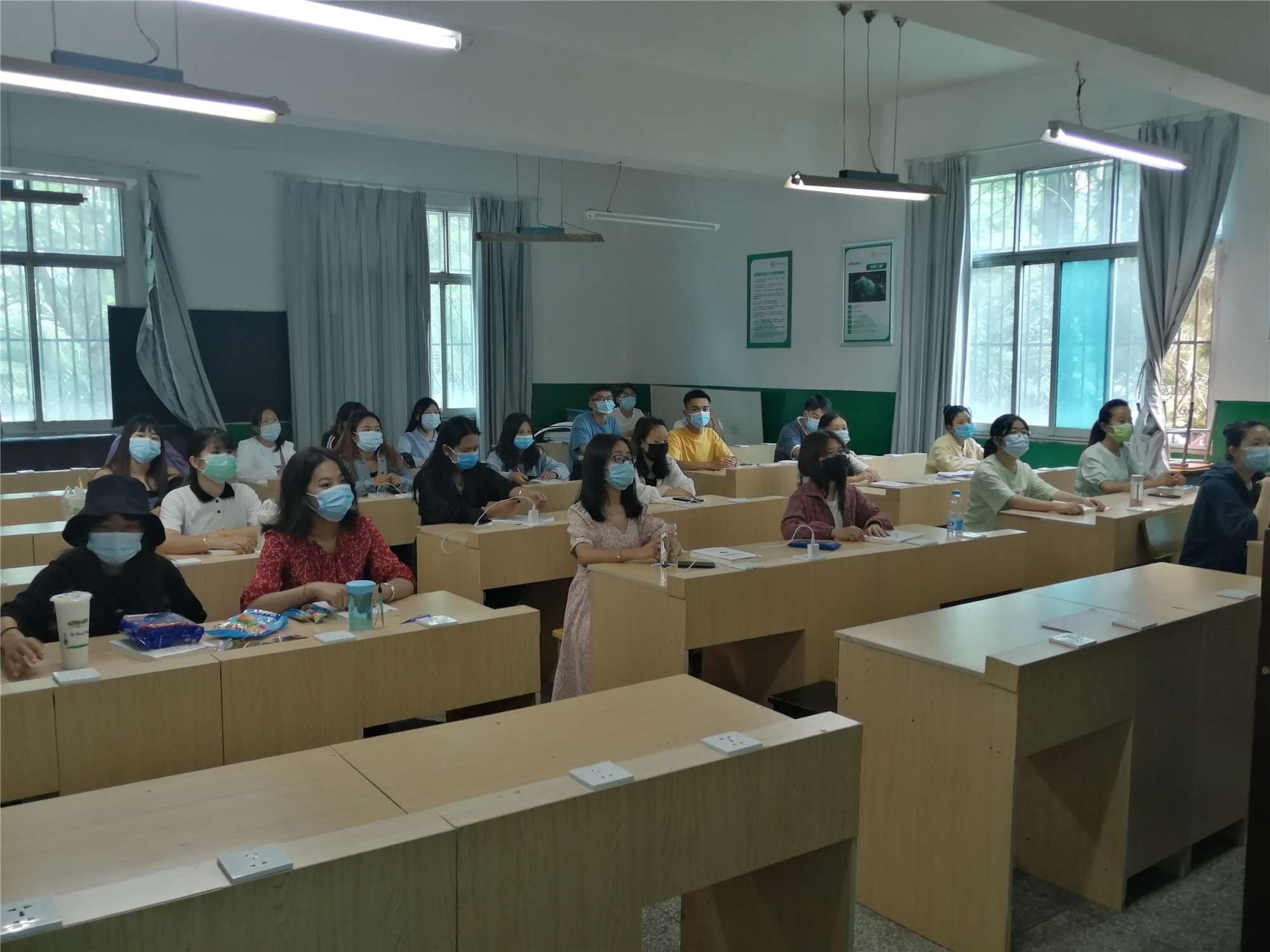 无标题4.jpg 无标题4.jpg